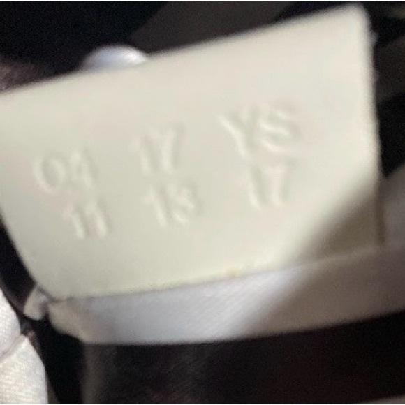 Henri Bendel Leaf Tote - Picture 12 of 13